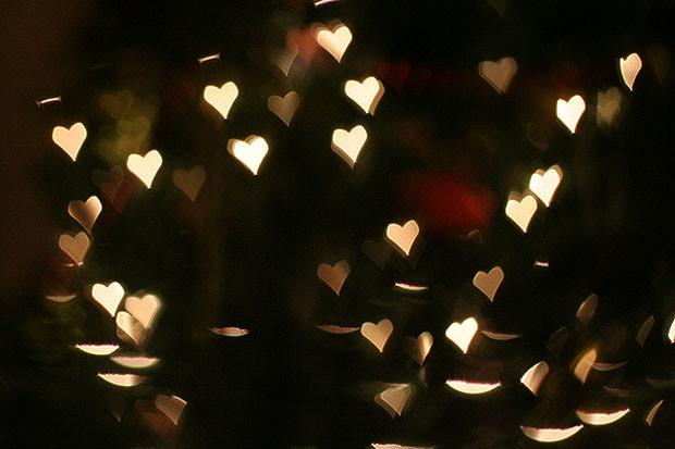 Fairy light heart bokeh