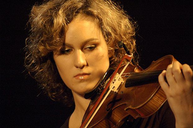 Female violinist